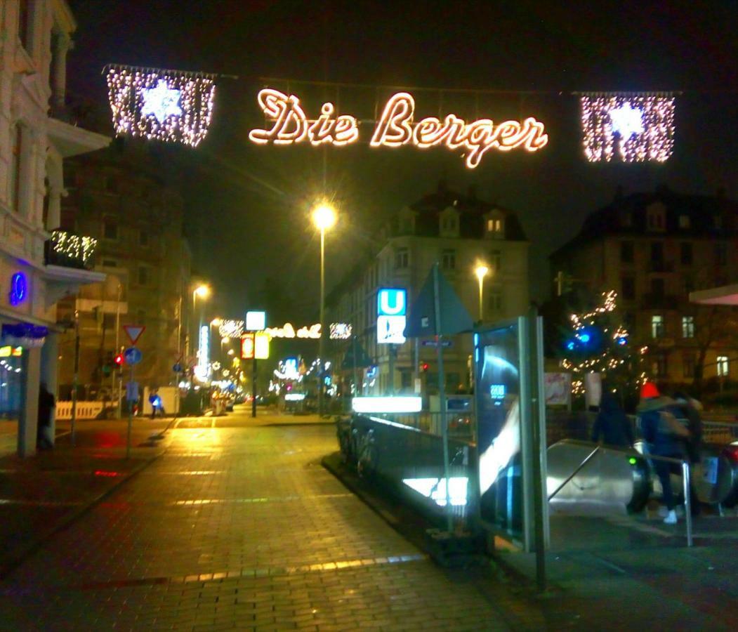 Citycentre Room For 1 Female Persons - Alternative Plus 1 Child Frankfurt am Main Exterior photo